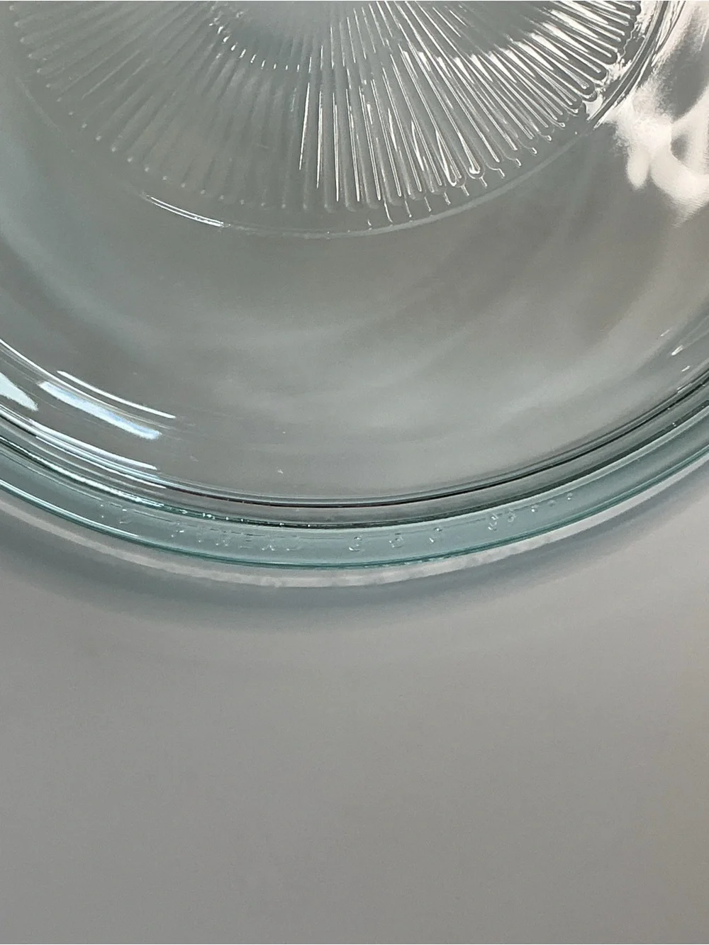 CorningWare French White 1.5 Qt Round Covered Casserole Dish with Glass Lid